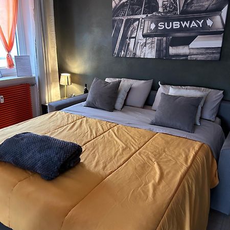 Bon Bon Del Centro No Ztl A Due Passi Da Piazza Alfieri Apartment Asti Exterior foto