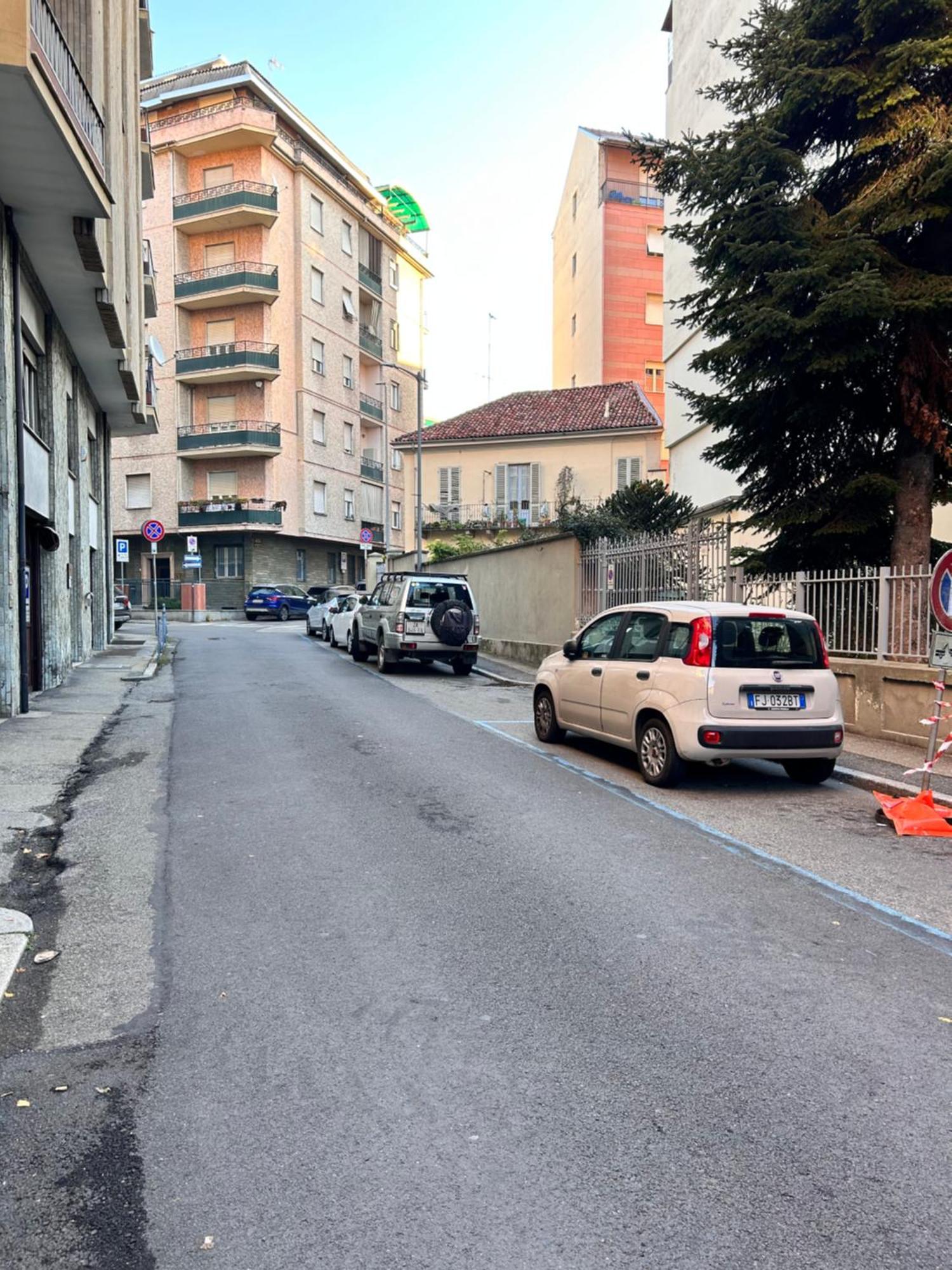 Bon Bon Del Centro No Ztl A Due Passi Da Piazza Alfieri Apartment Asti Exterior foto